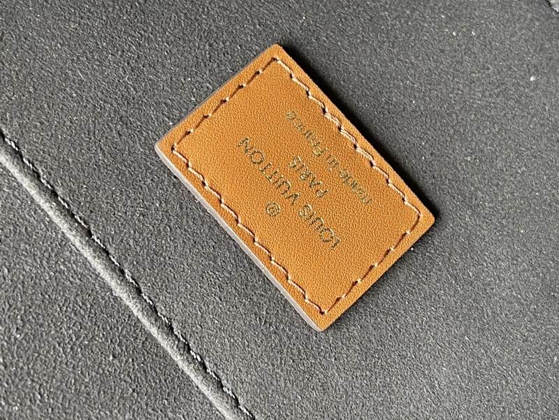 Dauphine M46537 25x17x10.5m gf (8)