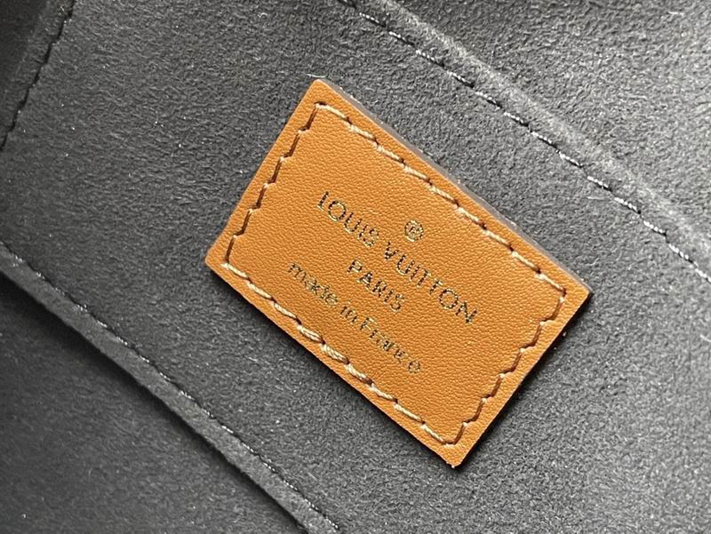 Dauphine M46538 20x15x9cm gf (7)