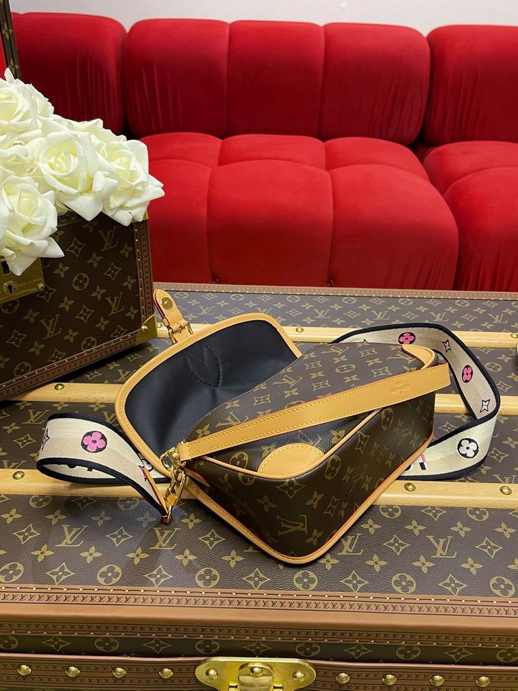 Diane M45985杏色 24x15x9cm gf (7)