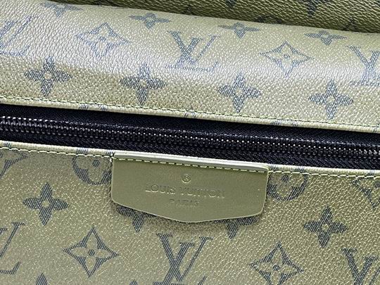 Discovery M46802 29x38x20cm ss (6)