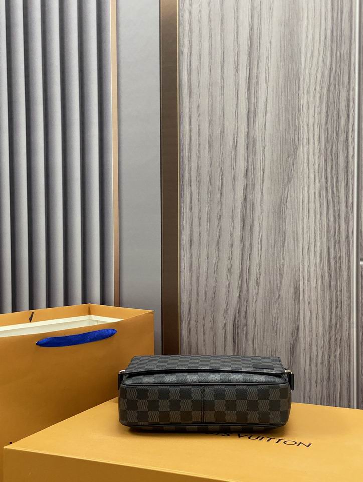 District M42710 26x20x7cm gf (3)