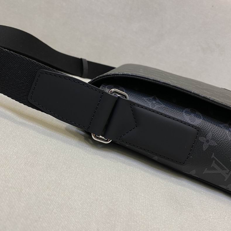 District M44001 31x27x8 cm gf (6)