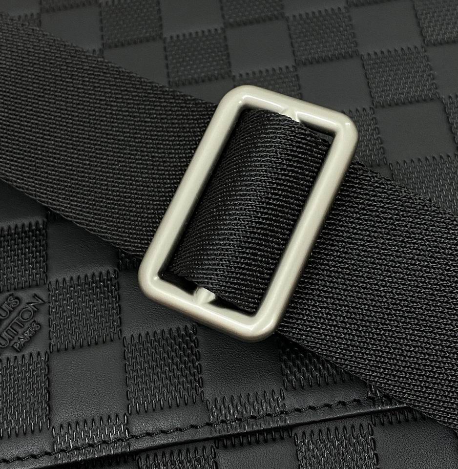 District N41033 27x25x7cm gf (9)