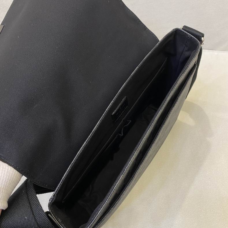 District N41272 33x27x9 cm gf (17)