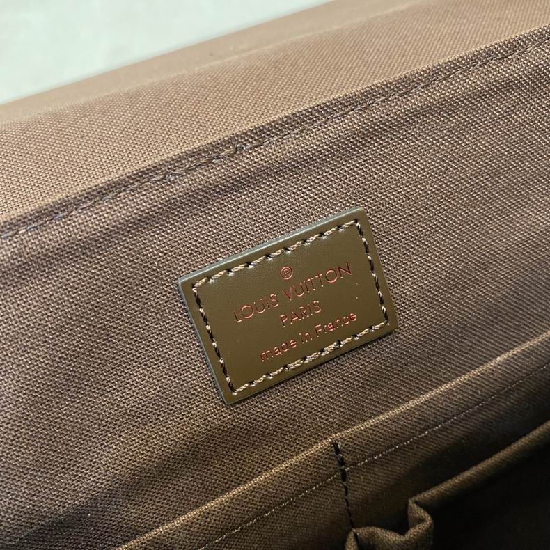 District N41272 33x27x9 cm gf (9)