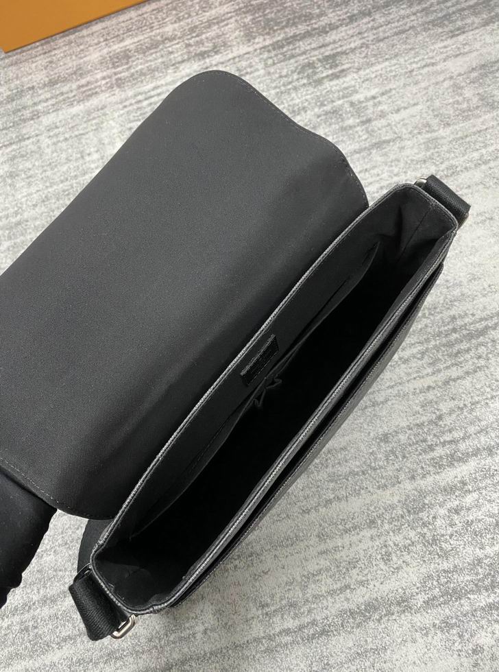 District N41272 M33x27x9cm gf (9)