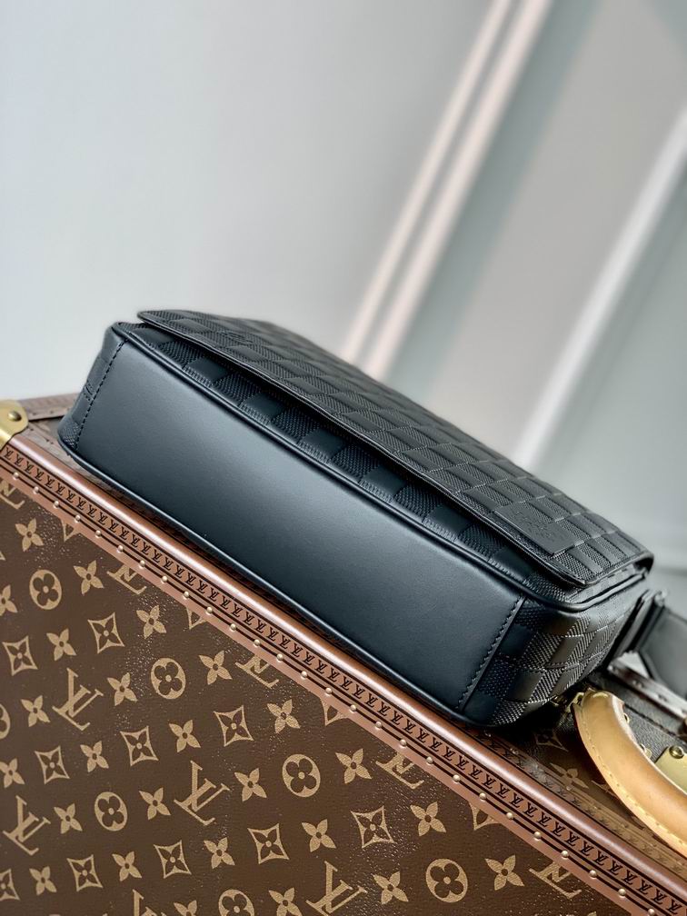 District N42711 26x20x7cm gf (3)