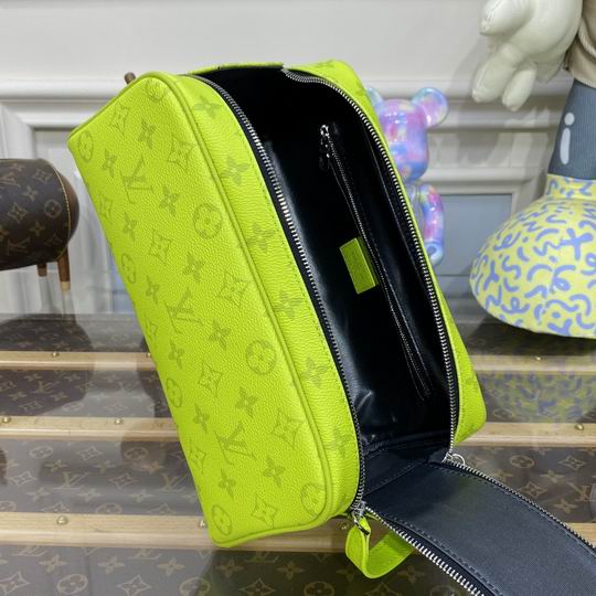 Dopp Kit M10144 28x15x16.5cm gf (9)