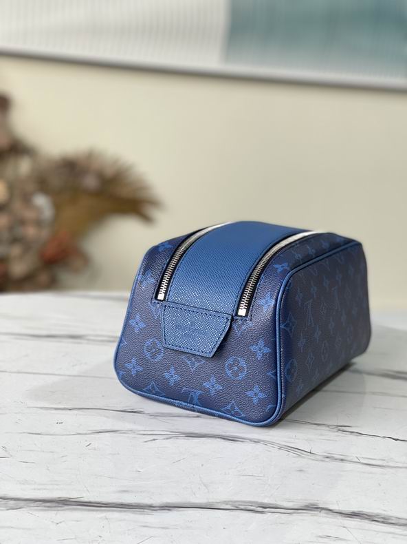 Dopp Kit M30849 28x15x16.5 cm gf (5)