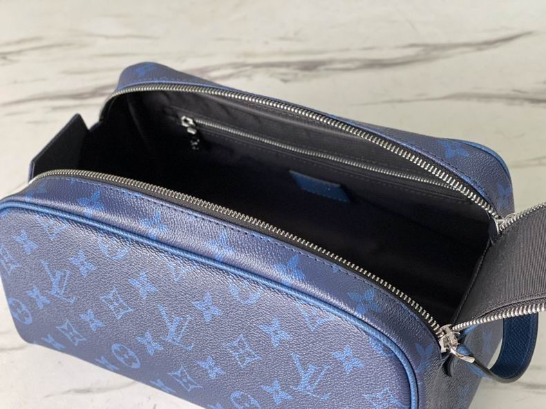 Dopp Kit M30849 28x15x16.5 cm gf (8)