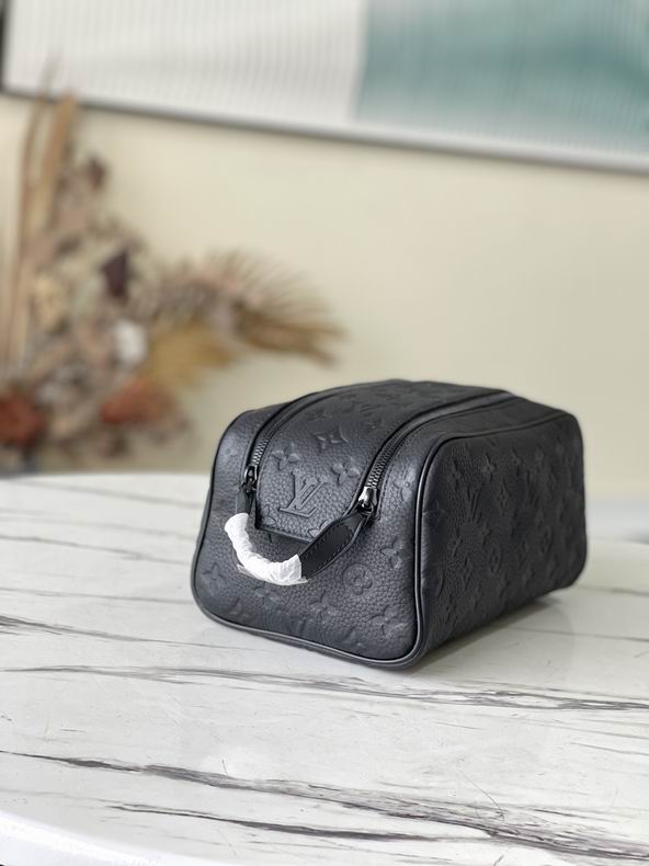 Dopp kit M59478 28x15x16.5 cm gf (2)