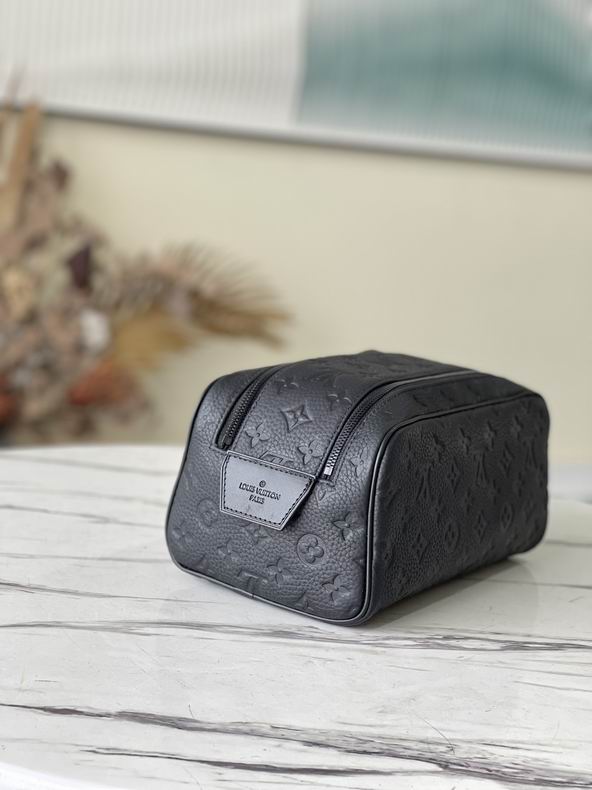 Dopp kit M59478 28x15x16.5 cm gf (4)