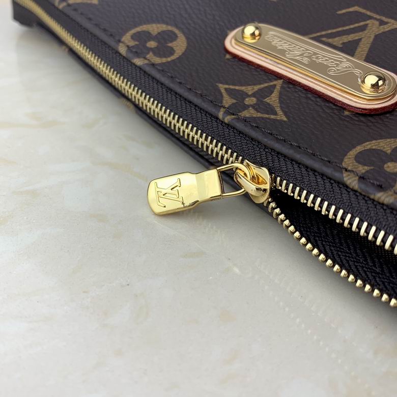 EVA M95567 25X4X13 BL (17)