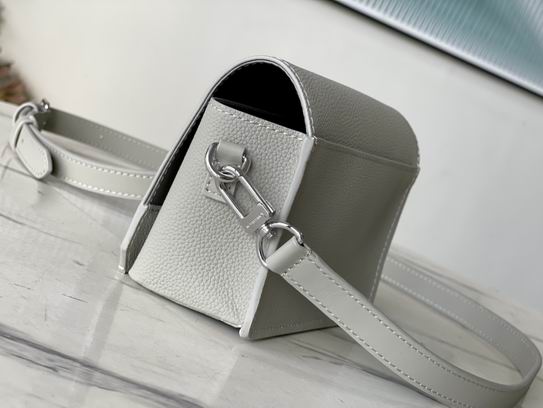 Fastline M82281 17.3x12x7cm gf (3)