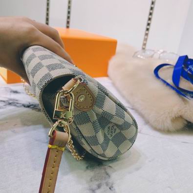 Favorite M40718 28x17x4 cm cs (13)