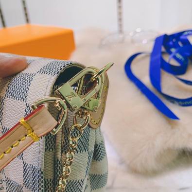 Favorite M40718 28x17x4 cm cs (14)