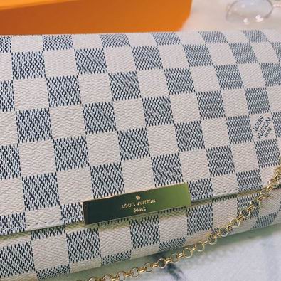 Favorite M40718 28x17x4 cm cs (15)