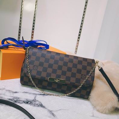 Favorite M40718 28x17x4 cm cs (20)