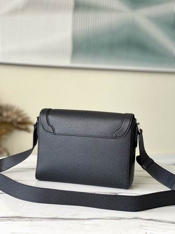 Flap M30807 28.3x18.3x4.3 cm gf (3)