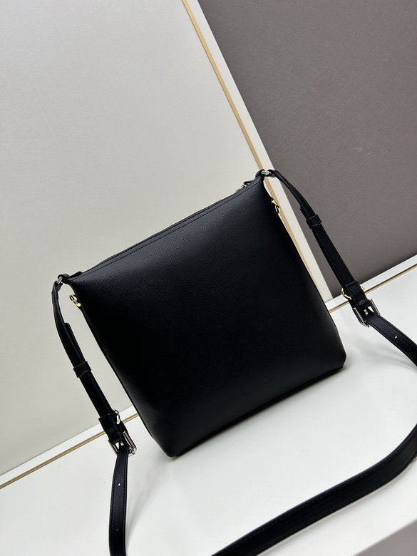 Givenchy 23x23x7cm jj_4