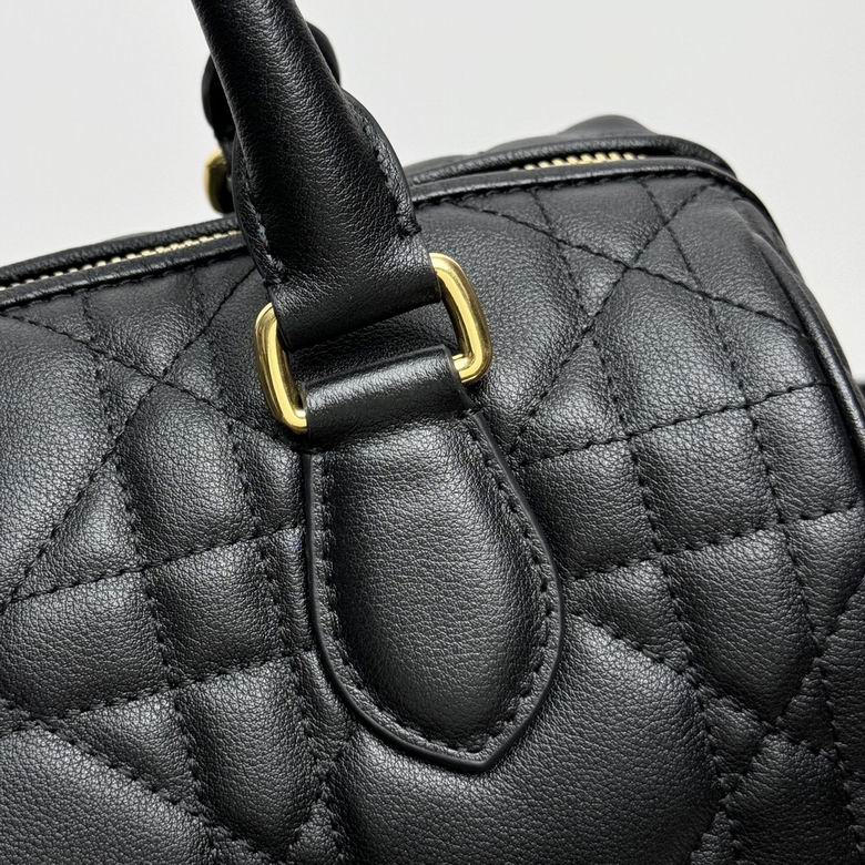 Groove 1365 25X19X16cm YG 2