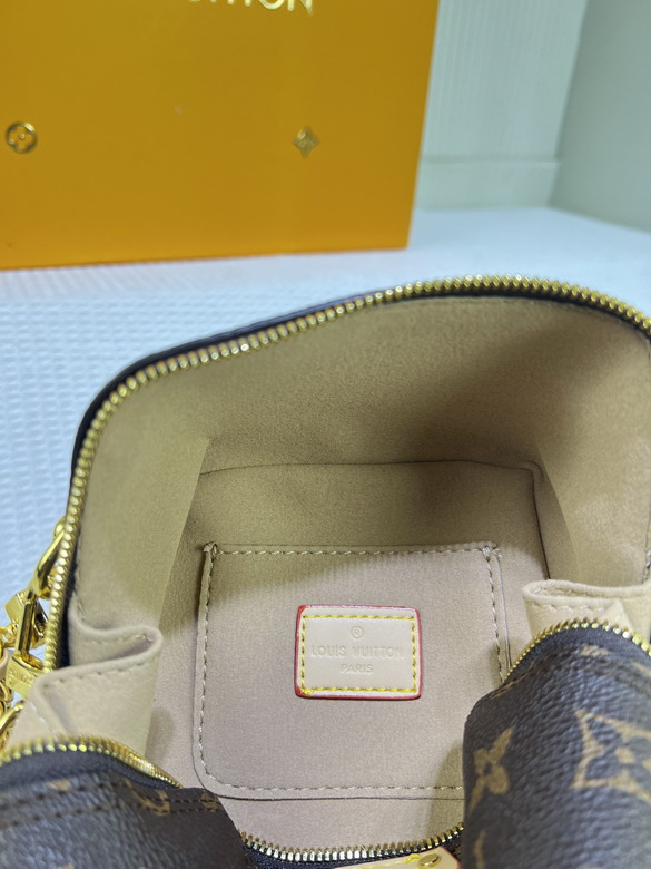 Just In Case M47096 13x14x11 5cm ss1_8