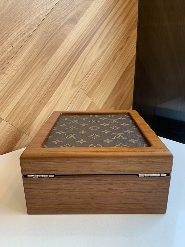 LV B01 22.5x20x10cm QS (8)