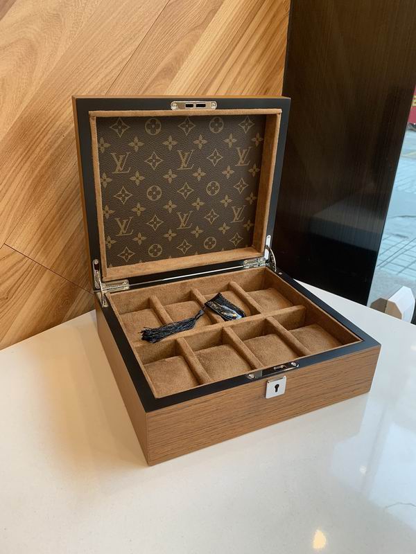 LV B01 25.5x22.5x10cm QS (5)