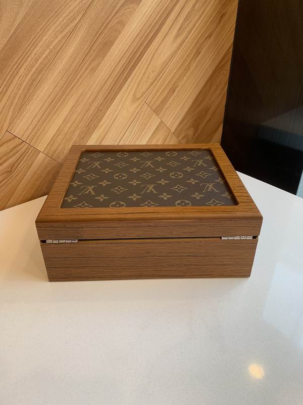 LV B01 25.5x22.5x10cm QS (7)