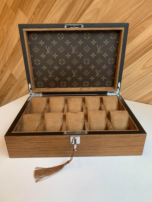 LV B01 31.5x22.5x10cm QS (3)