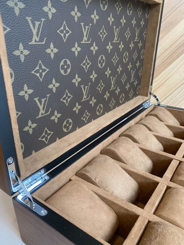 LV B01 37.5x22.5x10cm QS (9)