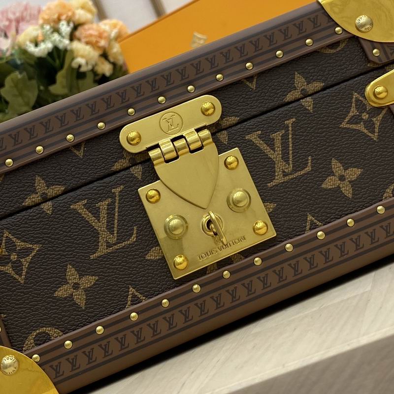 LV Case 23X23X11cm QS (9)