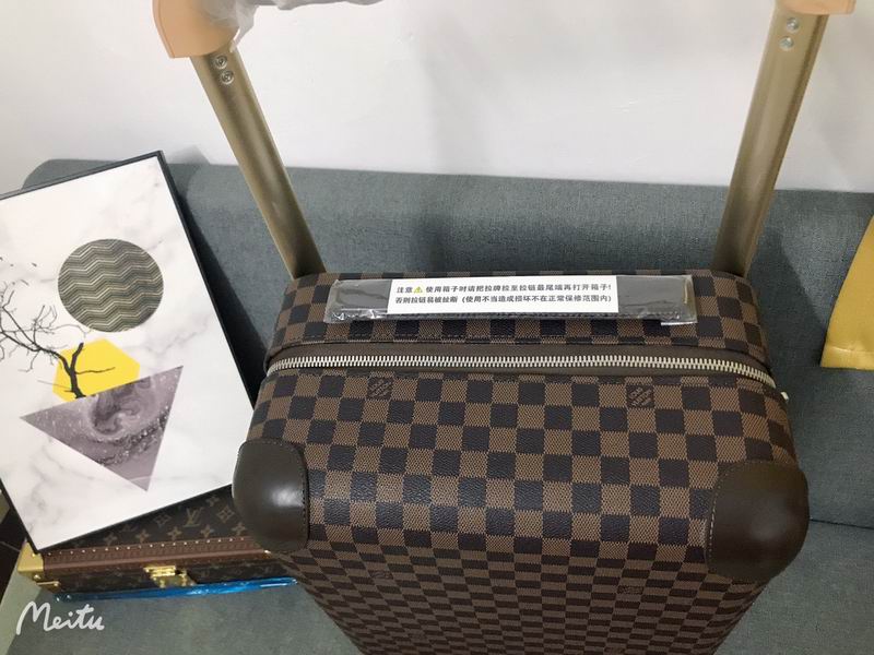 LV Horizon 35x23x55cm Qs (27)