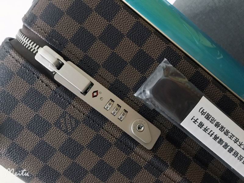 LV Horizon 35x23x55cm Qs (29)