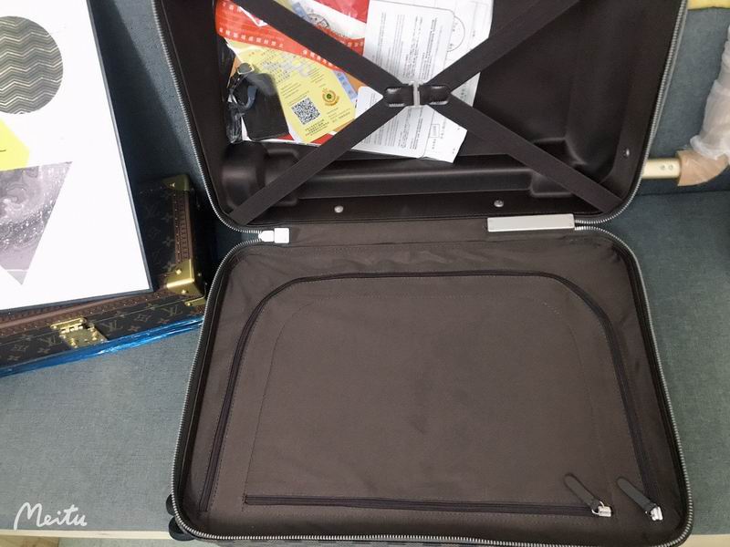 LV Horizon 35x23x55cm Qs (35)