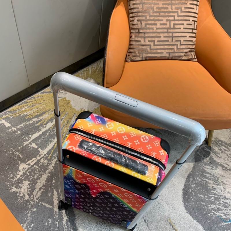 LV Horizon 38x55x21cm Qs2 (8)