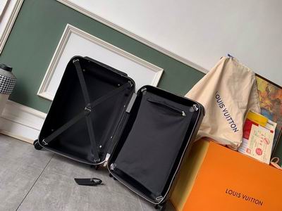 LV Hroizon M23203 20inches (33)