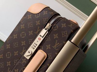 LV Hroizon M23203 20inches (6)