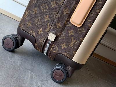 LV Hroizon M23203 20inches (7)