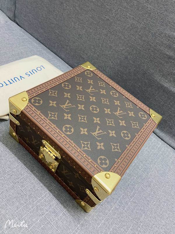 LV Jelwery Box (3)