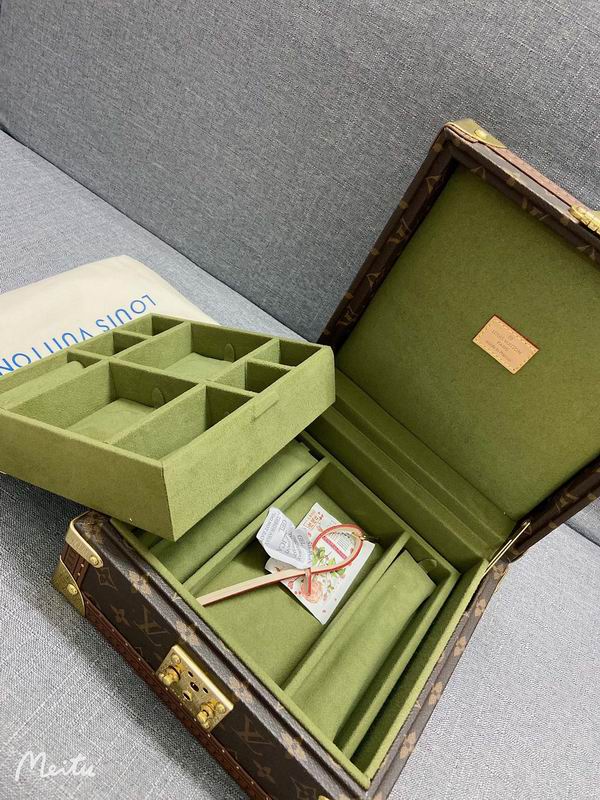 LV Jelwery Box (9)