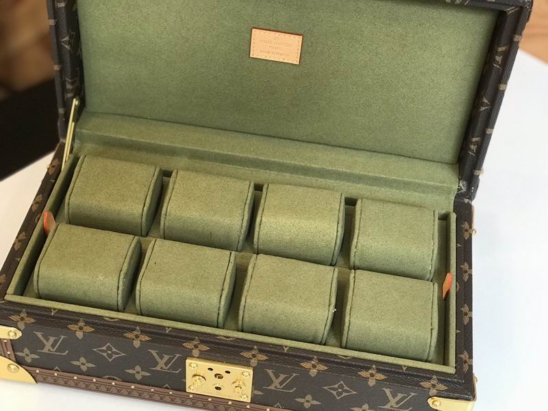 LV M4700B 34x18x11cm QS-6 (7)