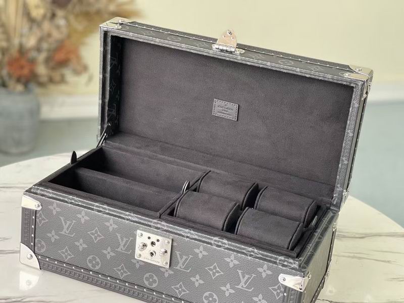LV MCoffret 39x18x17cm QS-1 (8)