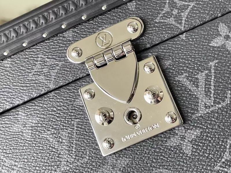 LV MCoffret 39x18x17cm QS-1 (9)