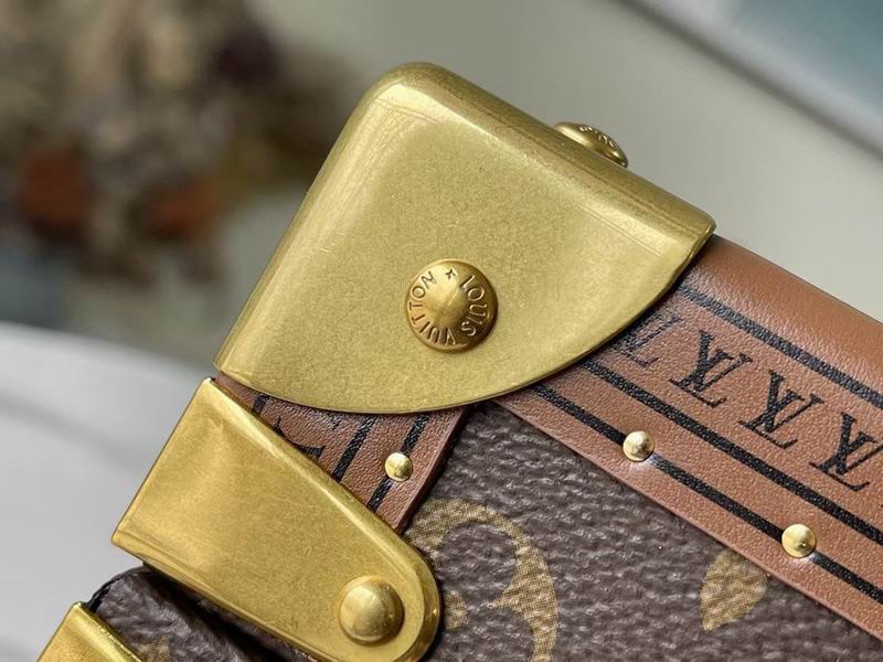 LV MCoffret 39x18x17cm QS-2 (10)