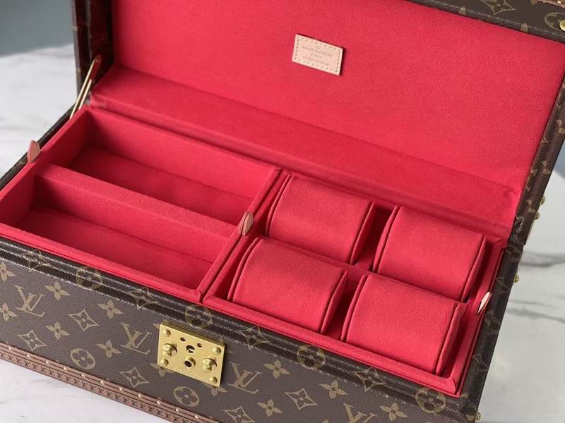 LV MCoffret 39x18x17cm QS-2 (4)