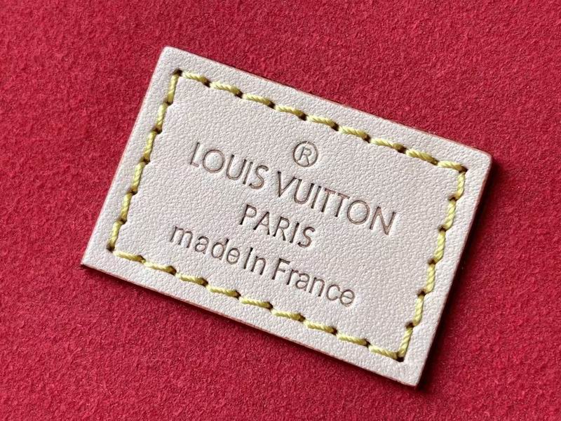 LV MCoffret 39x18x17cm QS-2 (5)