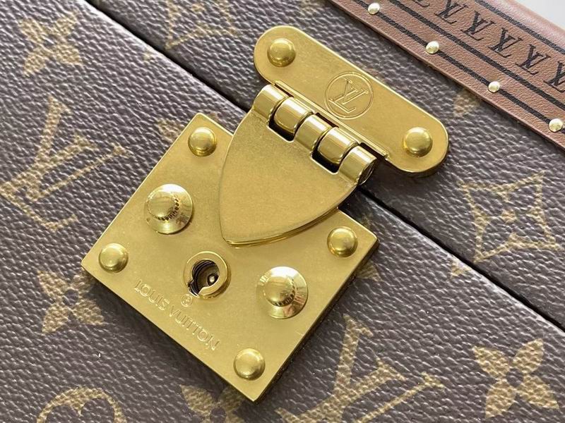 LV MCoffret 39x18x17cm QS-3 (6)