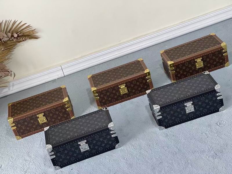 LV MCoffret 39x18x17cm QS-4 (1)