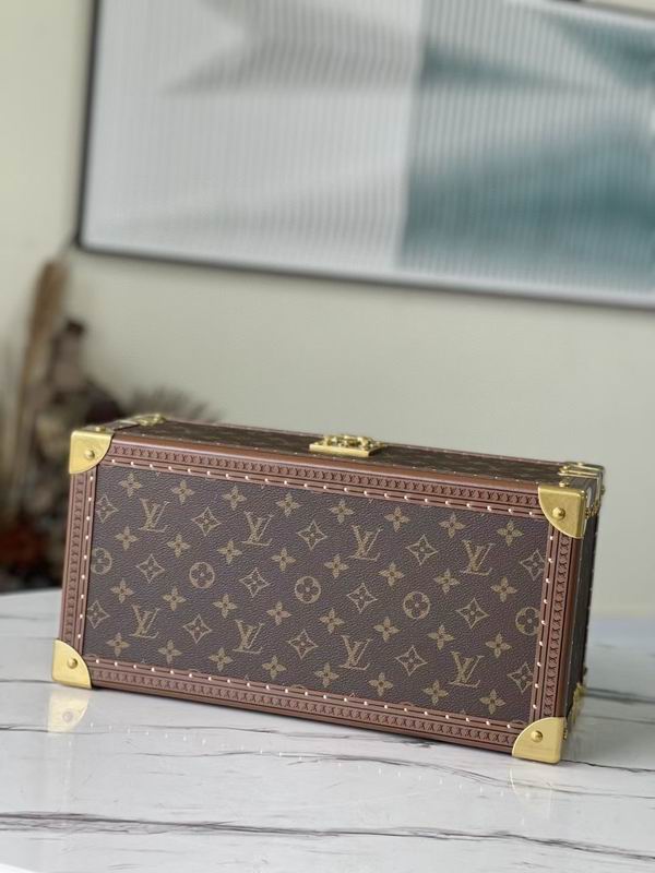 LV MCoffret 39x18x17cm QS-4 (4)